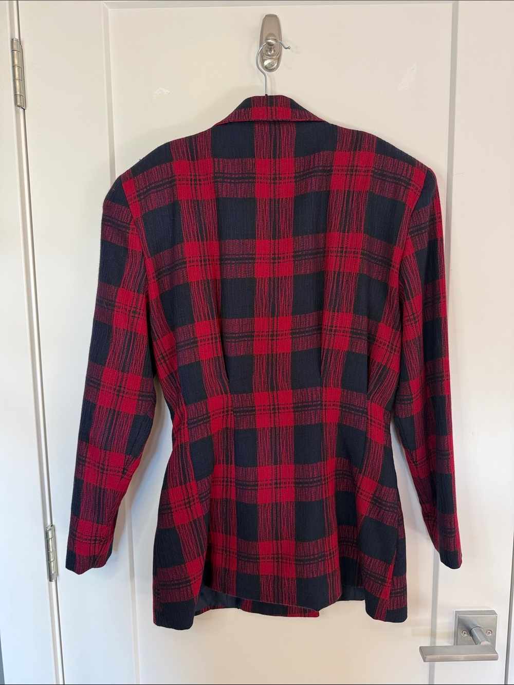 Vintage Bugatchi Power Plaid Blazer| Size 8 - Picture 4 of 6